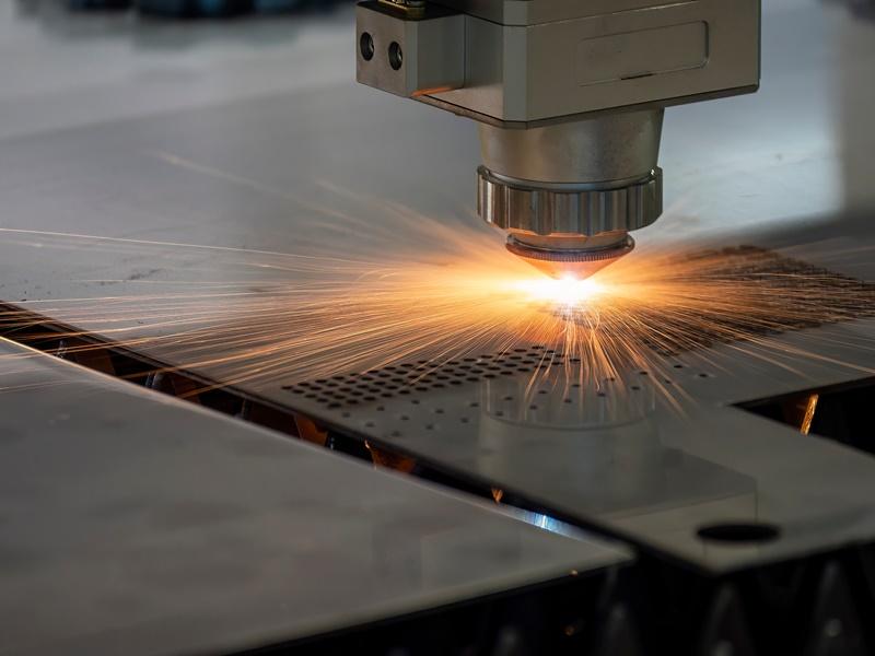機械鈑金與雷射切割專業指南