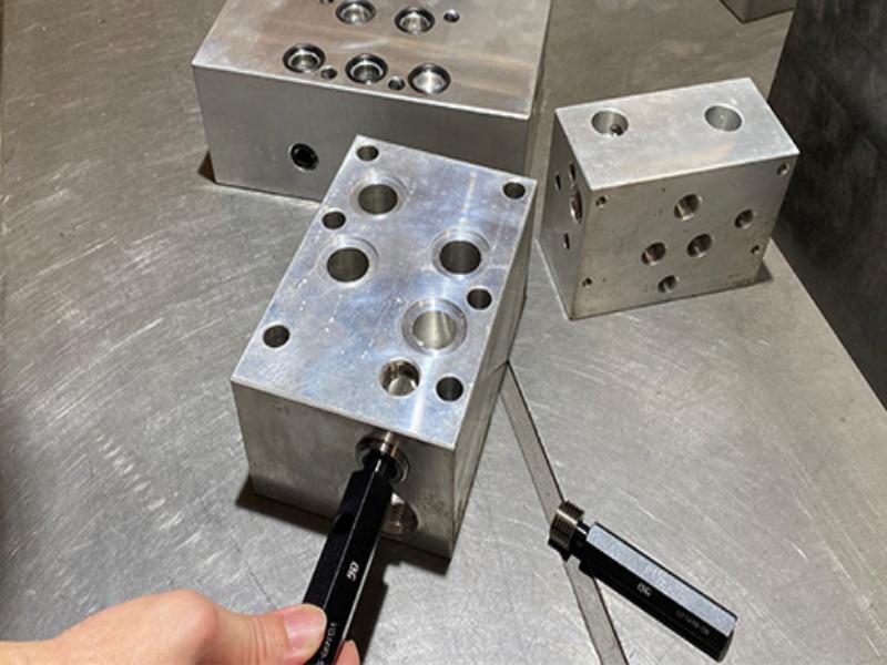 油壓迴路板製造